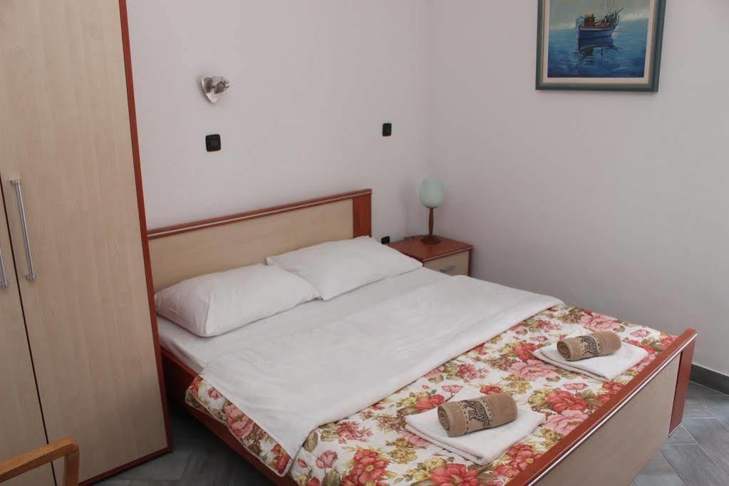 Rooms Laura Medulin Extérieur photo