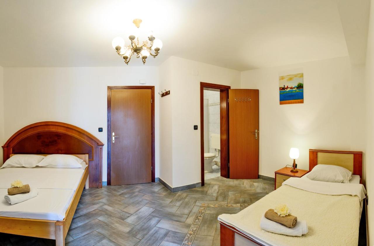 Rooms Laura Medulin Extérieur photo